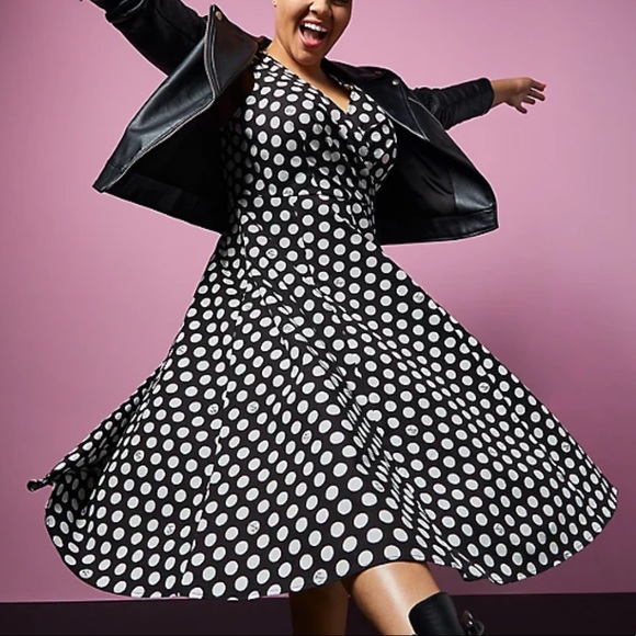 torrid Dresses & Skirts - Torrid Betsey Johnson Polka Dot Poplin Fit & Flare Swing Dress 4X NWT